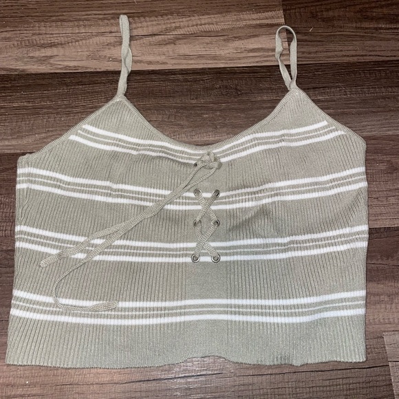 Forever 21 Striped Crop Top 💚 - Picture 1 of 2